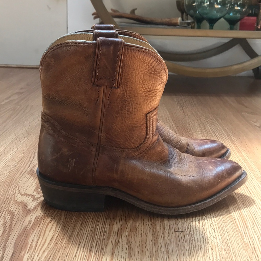 Frye Size 7 Short Cowboy Boots